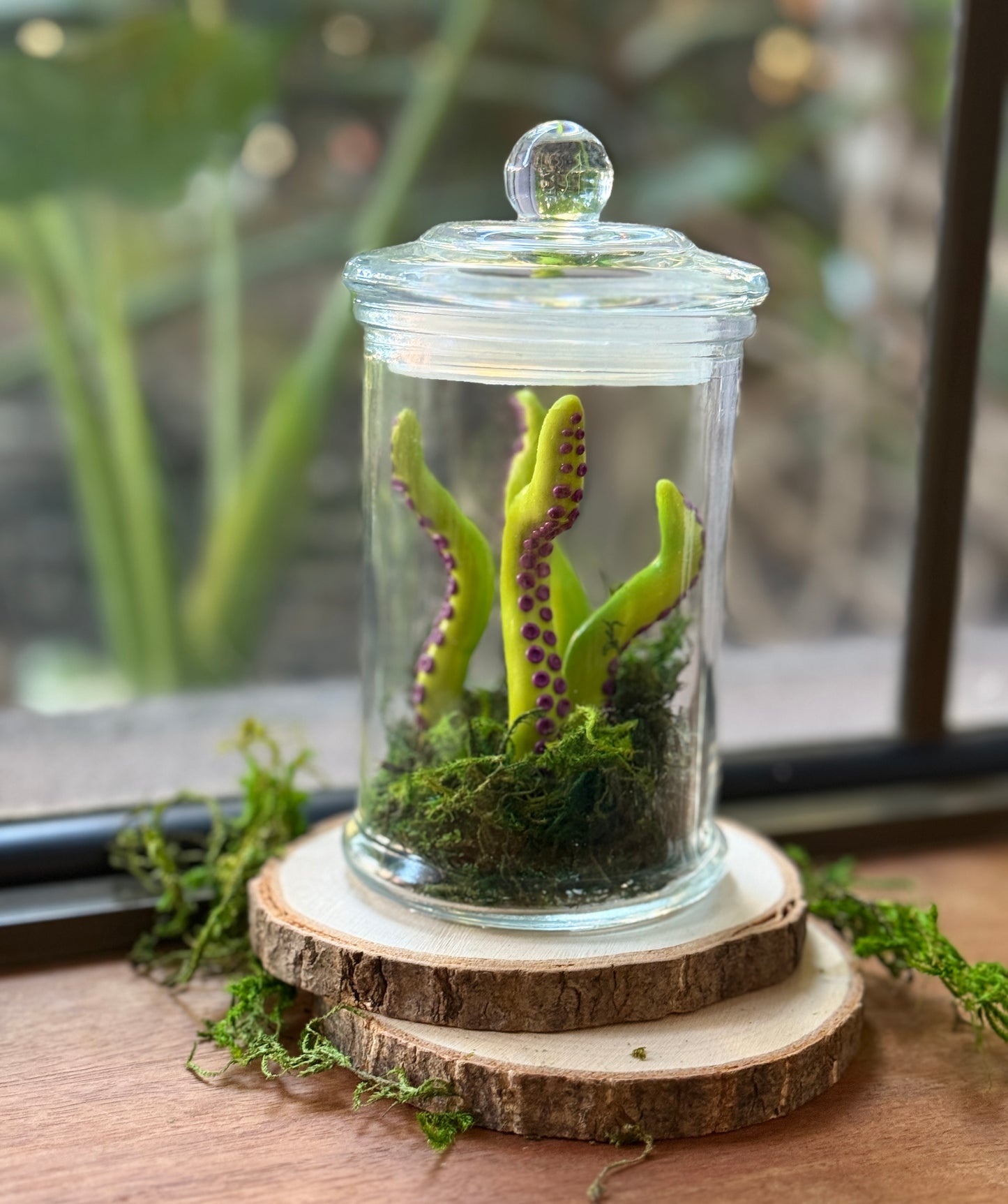 Green Tentacle Jar