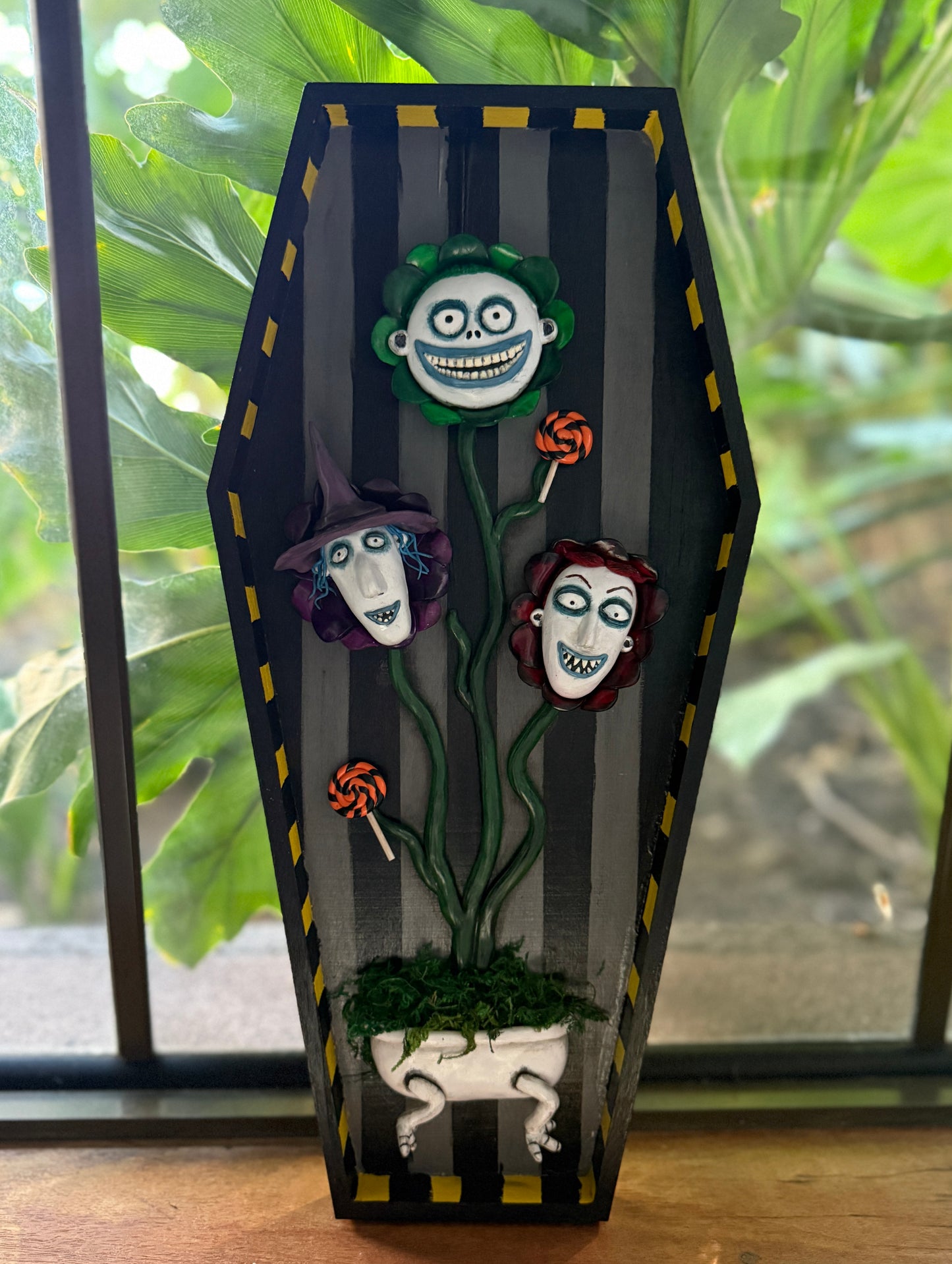 Lock Shock & Barrel Wall Hanging