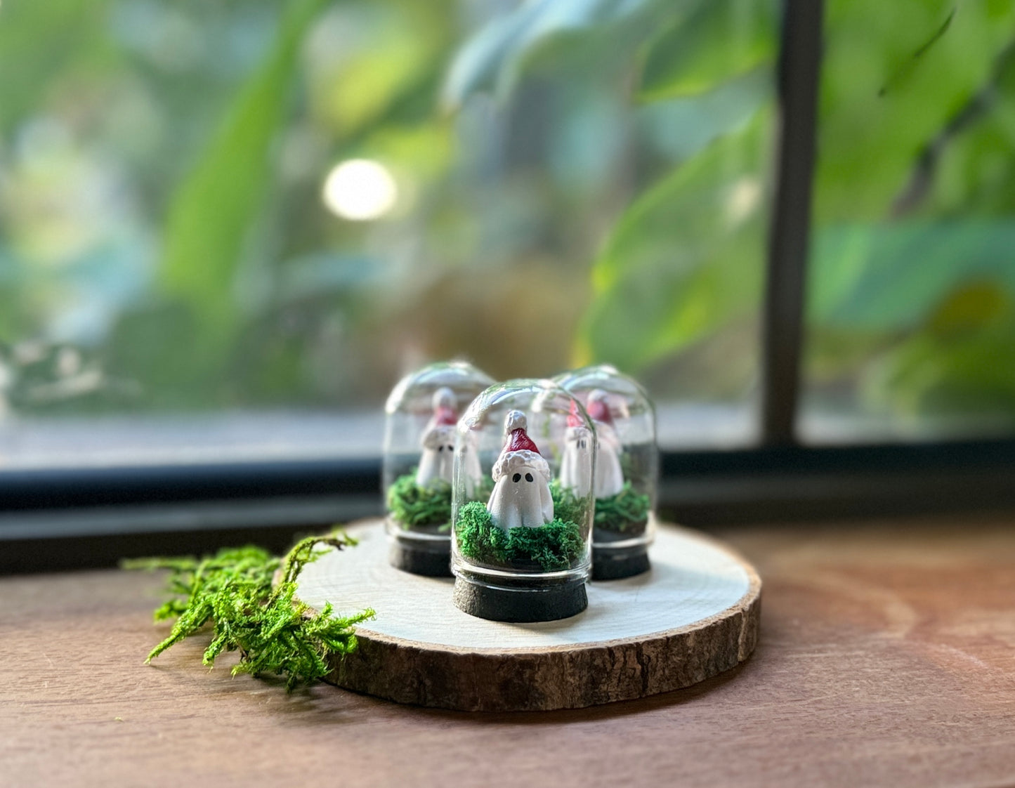 Christmas Ghost Mini Dome