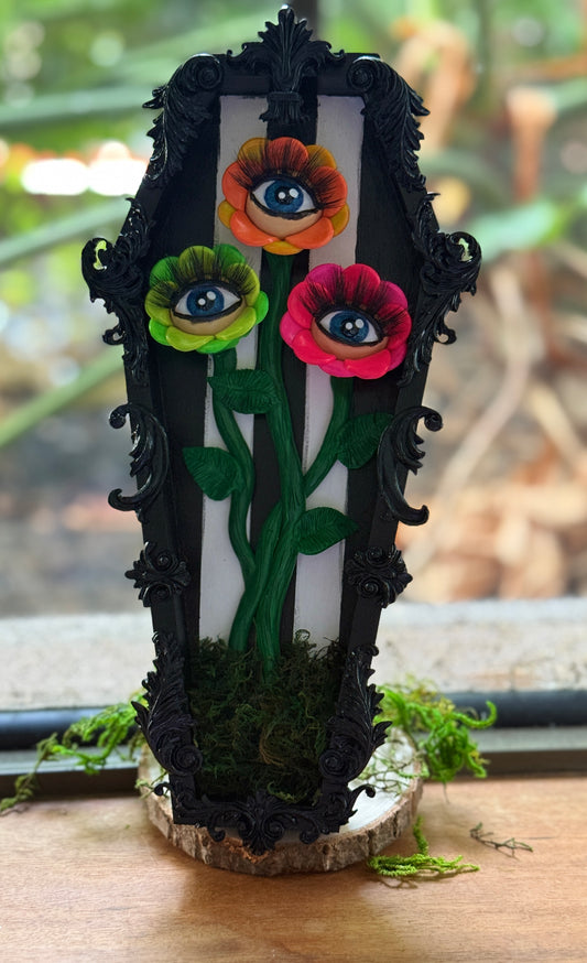 Preorder - Eyeball Flower Wall Hanging - Neon