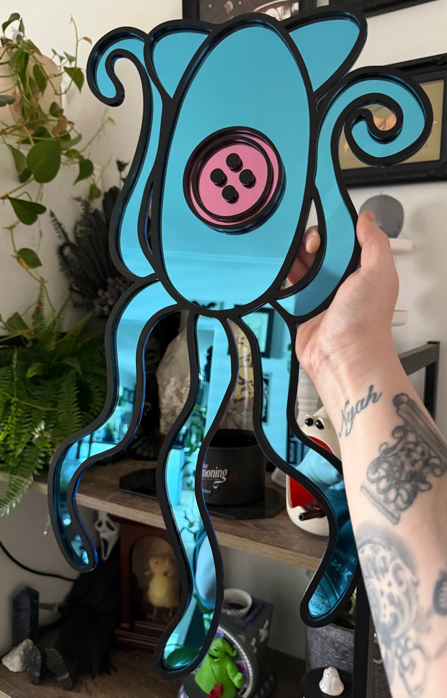 Mirror Cat Squid Wall Hanging